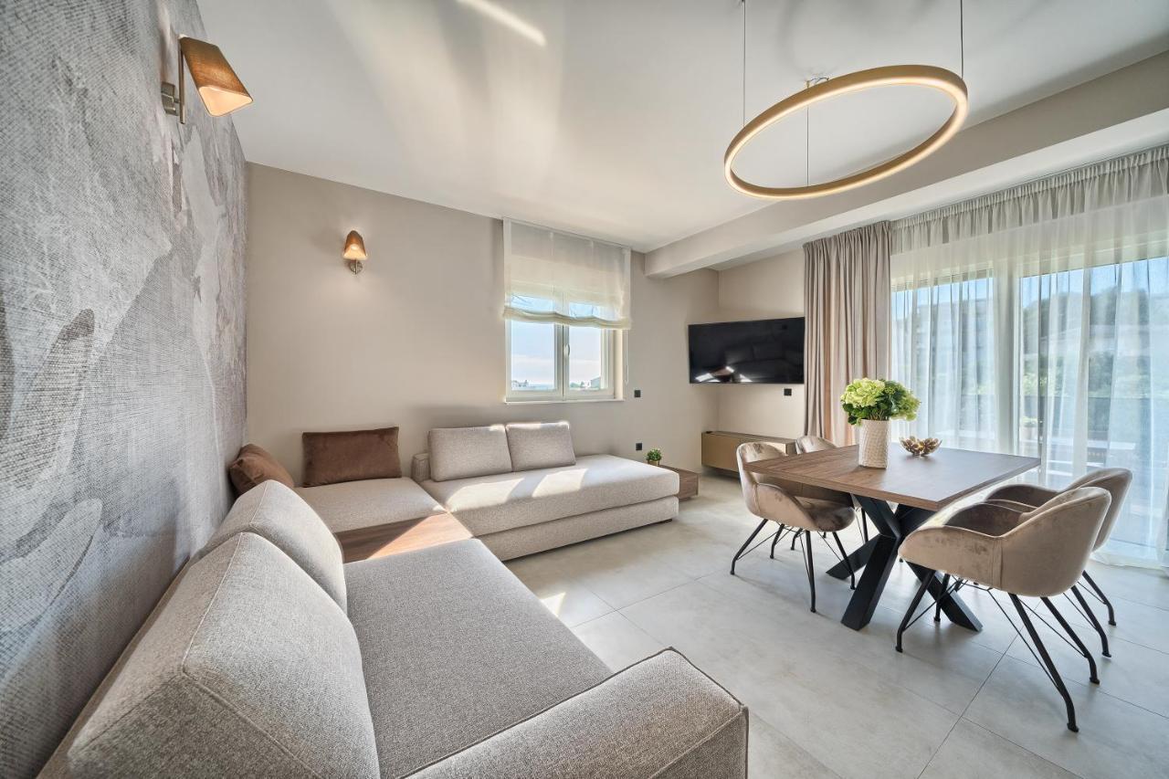 Residence Franc Primosten Bagian luar foto
