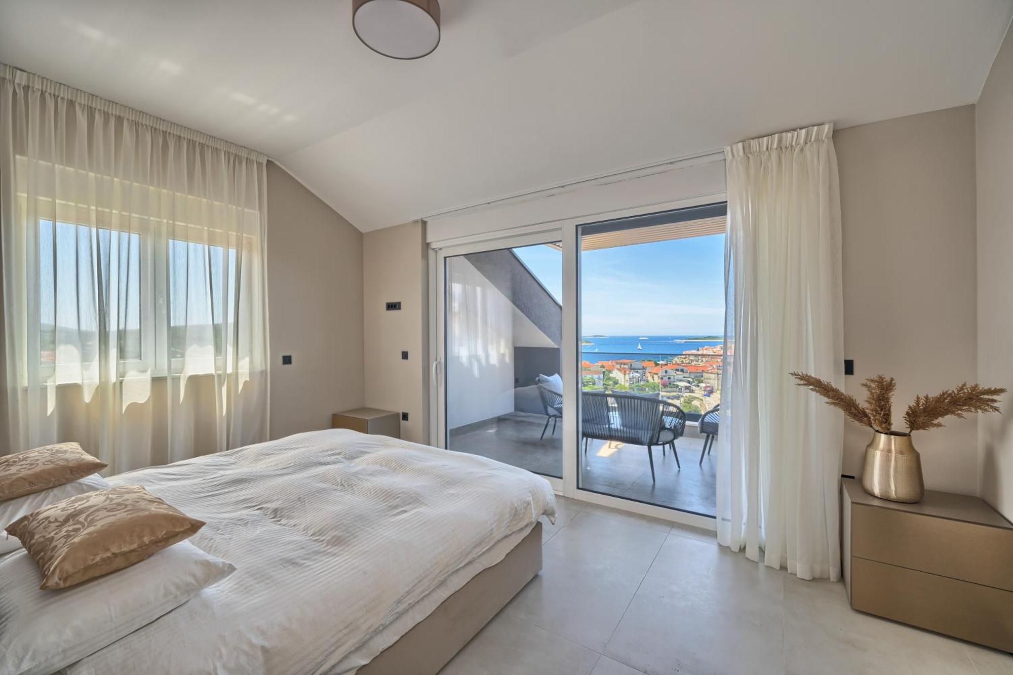 Residence Franc Primosten Bagian luar foto