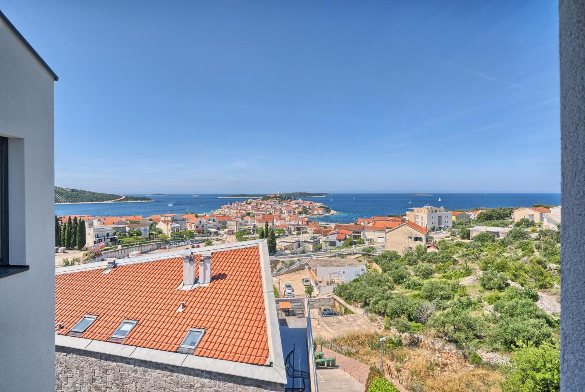 Residence Franc Primosten Bagian luar foto